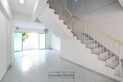 Blk 628 Hougang Avenue 8 (Hougang), HDB Executive #183010372